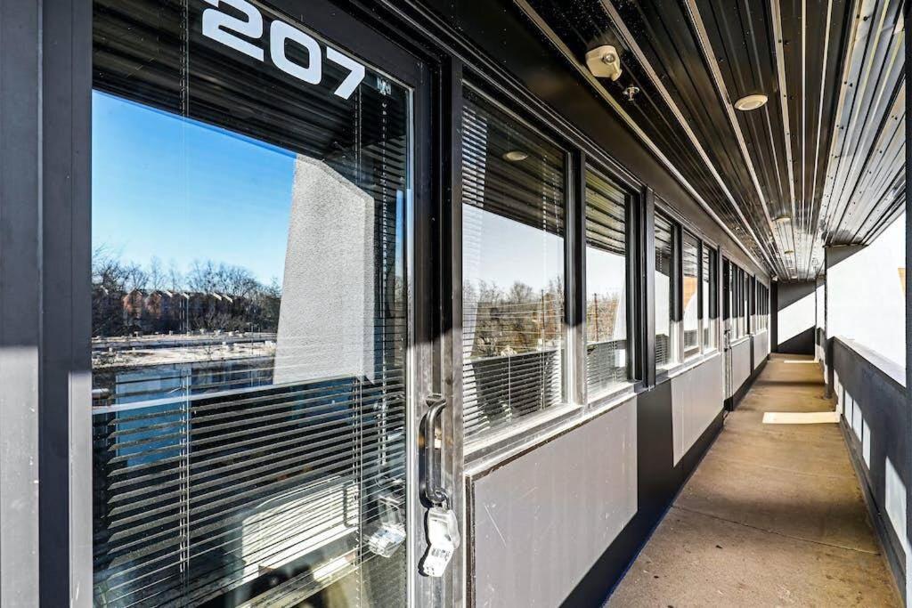 Brand New Condo Near Downtown Nash W Washer Dryer Nashville Dış mekan fotoğraf